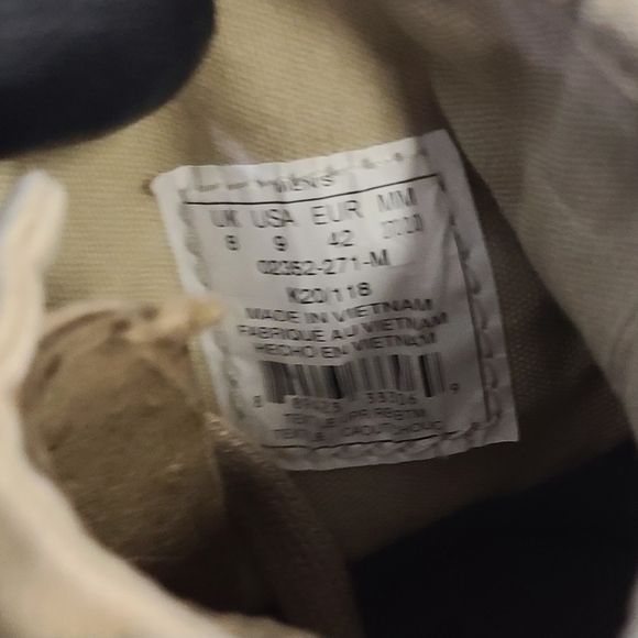 New in box Palladium Men's Boots Sz 9, Beige and Tan - Picture 2 of 9